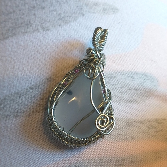 NWT Beautiful Moonstone 🌛 Pendant - Picture 3 of 4